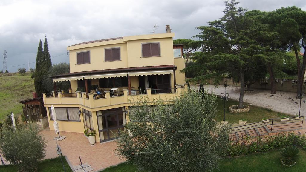 شيفيتافيكْيا Bed And Breakfast La Corte Degli Ulivi المظهر الخارجي الصورة