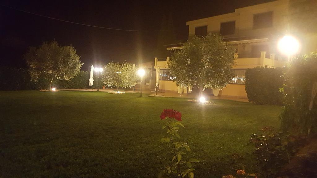 شيفيتافيكْيا Bed And Breakfast La Corte Degli Ulivi المظهر الخارجي الصورة