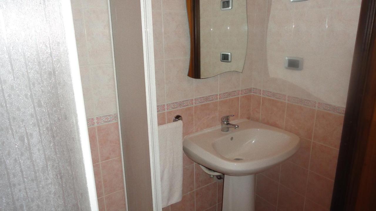 شيفيتافيكْيا Bed And Breakfast La Corte Degli Ulivi الغرفة الصورة
